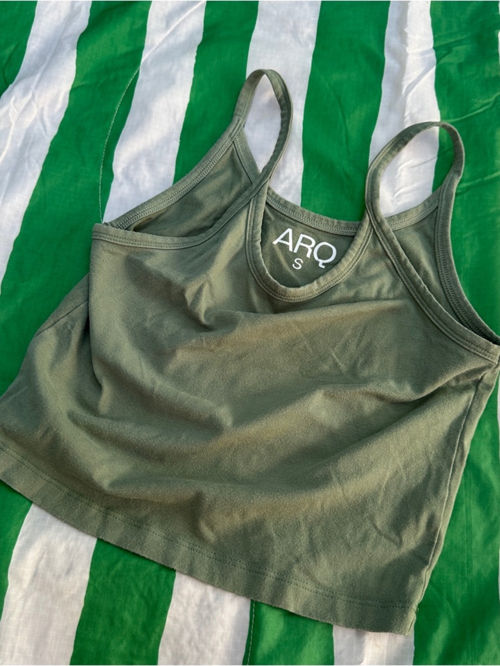 ARQ cropped tank size small soft green